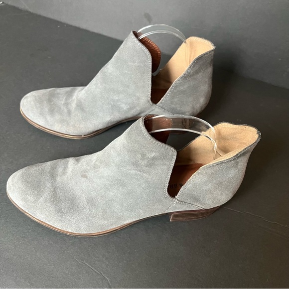 Lucky Brand Shoes - Lucky Brand Women’s Gray Pull on open ankle boots, size 10 🟡